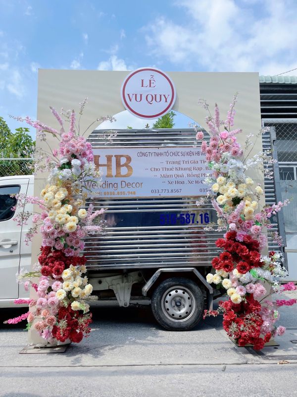 cổng hoa cưới hiện đại