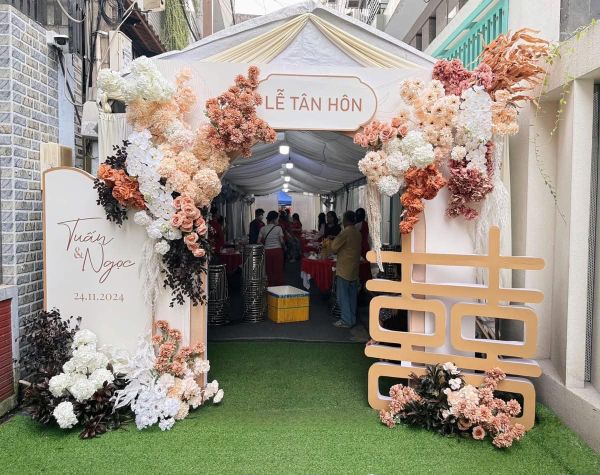 cho thuê cổng hoa cưới cần giờ