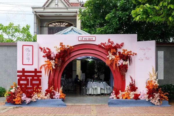 cho thuê cổng hoa cưới quận gò vấp