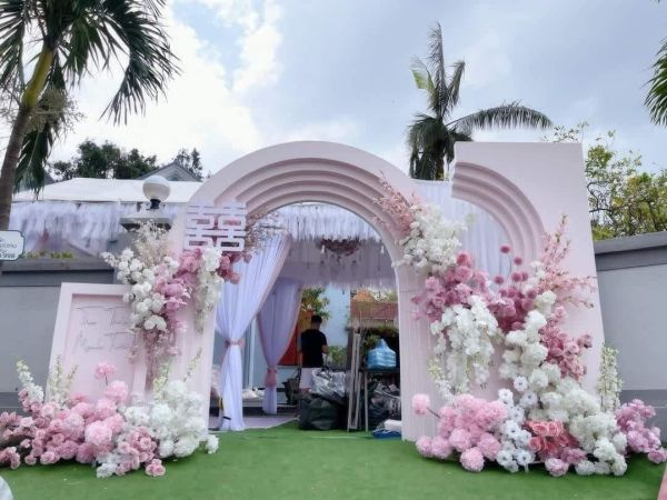 cho thuê cổng hoa cưới tại hóc môn