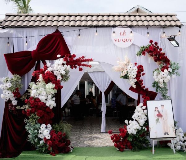 cho thuê cổng hoa cưới tại quận 6