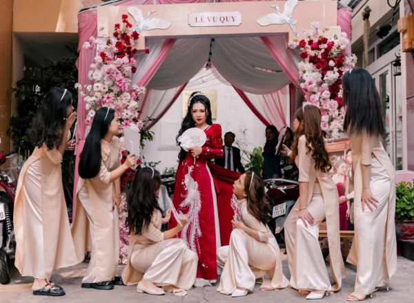 cổng hoa cưới sang trọng