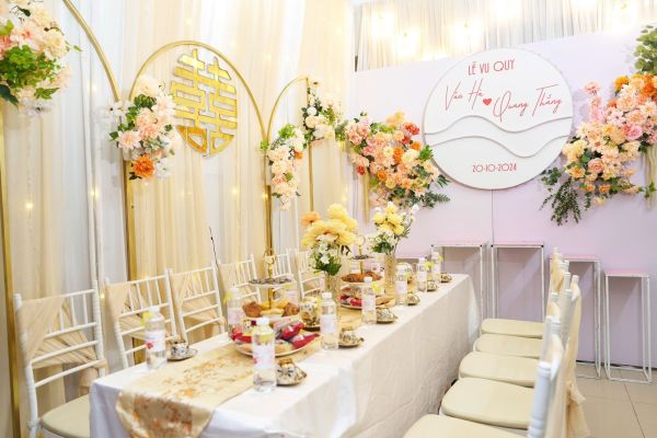 trang trí gia tiên lãng mạn