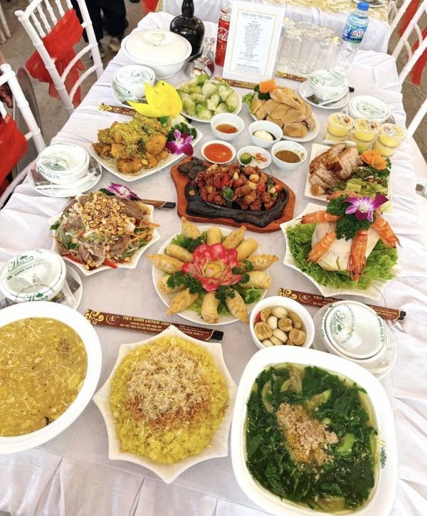 nấu tiệc cưới trọn gói 