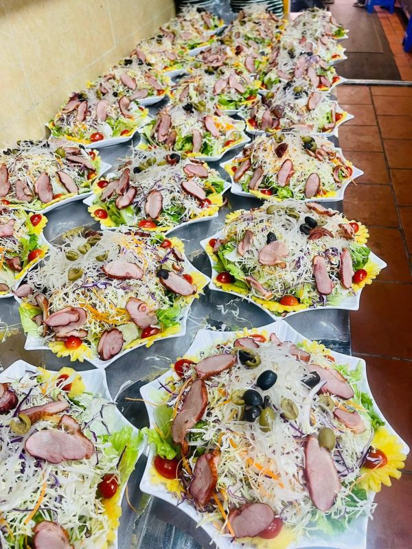 nấu tiệc tại nhà