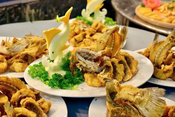 nấu tiệc cưới tại nhà