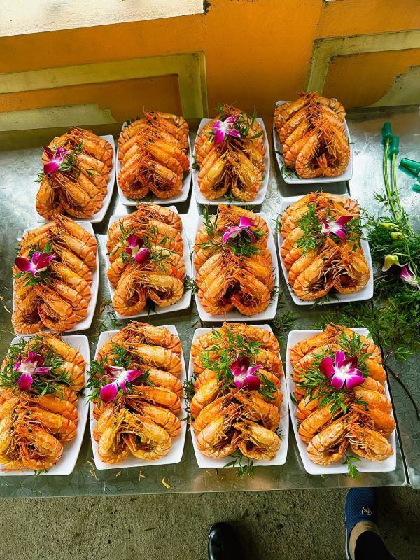 nấu tiệc cưới tại nhà