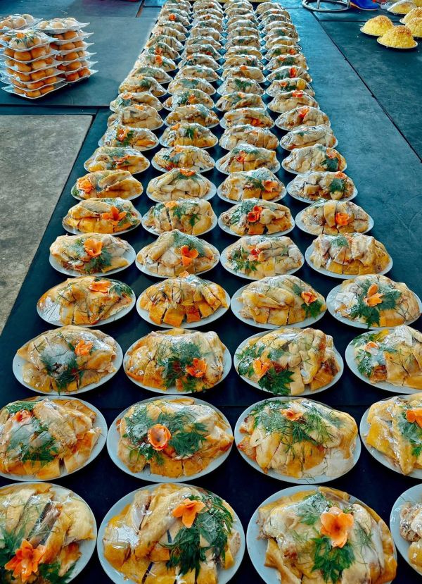 nấu tiệc tại nhà