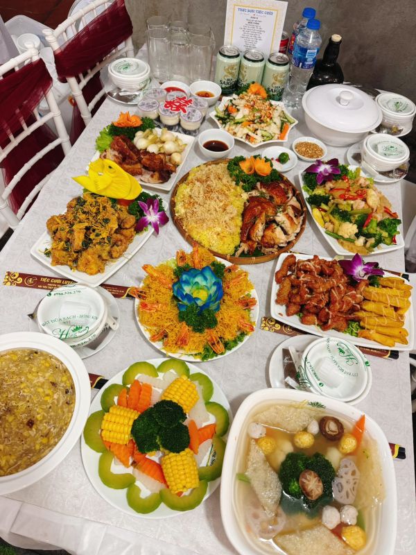 nấu tiệc tại nhà