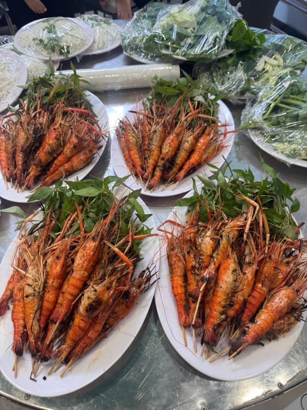 nấu tiệc tại nhà