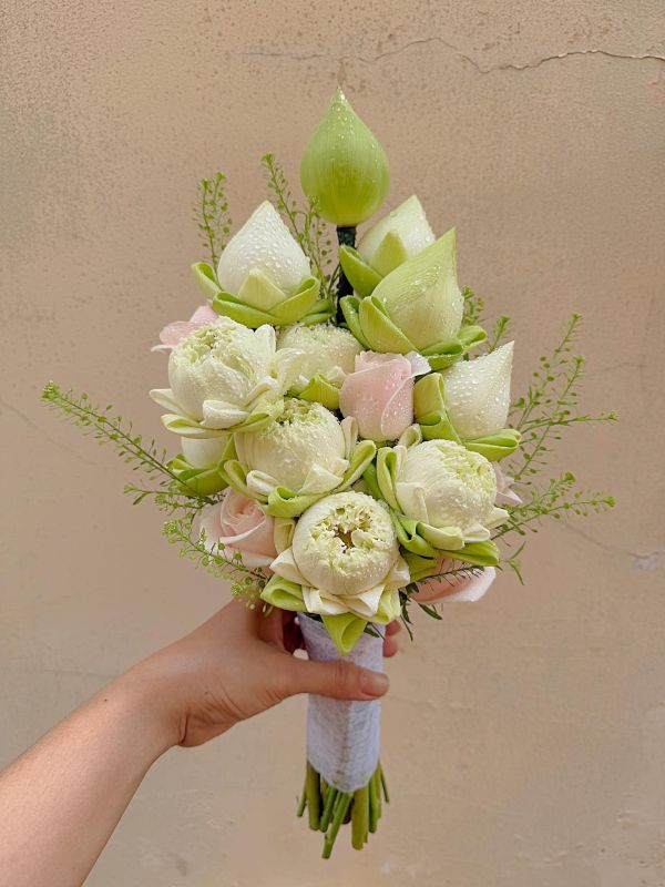 hoa cưới cầm tay