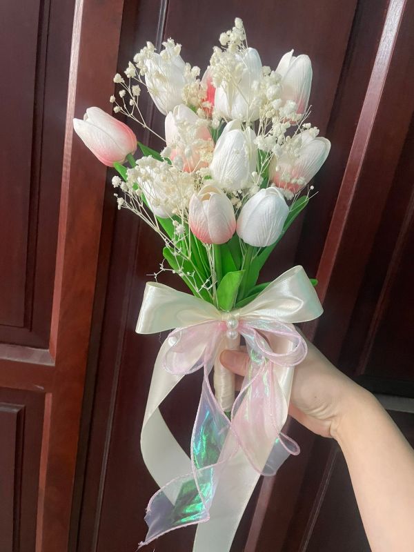 hoa cưới cầm tay