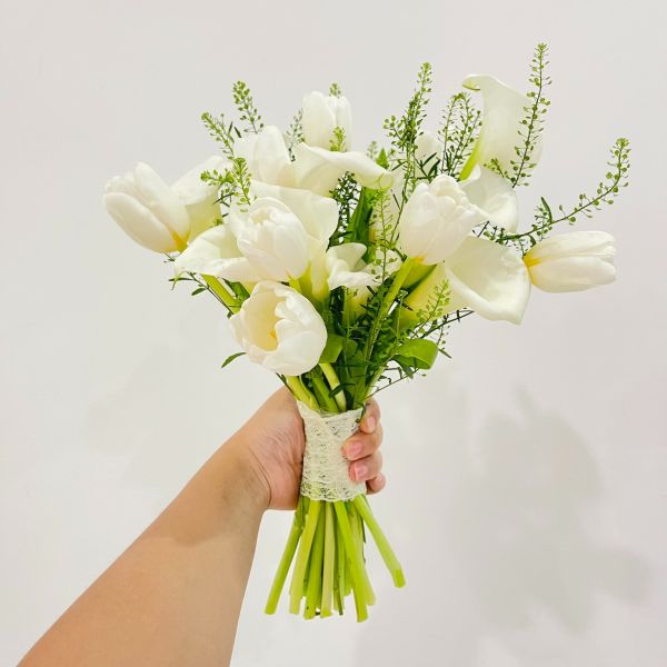 hoa-cuoi-cam-tay-quan-6-8 hoa cưới cầm tay