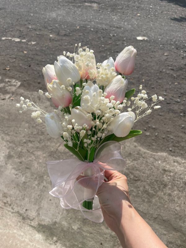 hoa cưới cầm tay